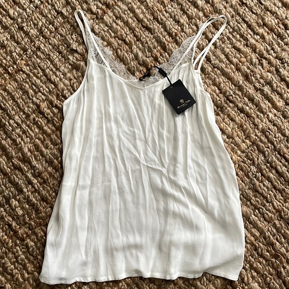 Lace tank top - Picture 1 of 2